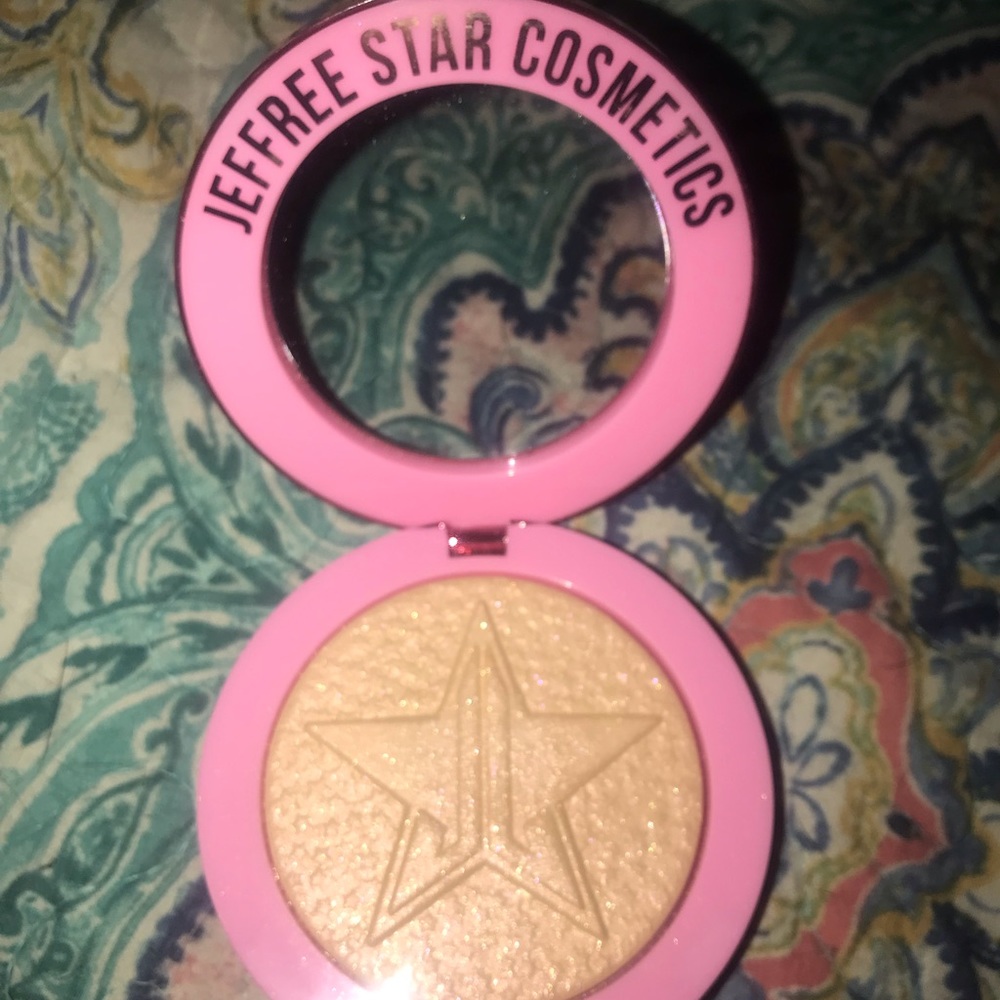 JEFFREE STAR SUPREME FROST ✨